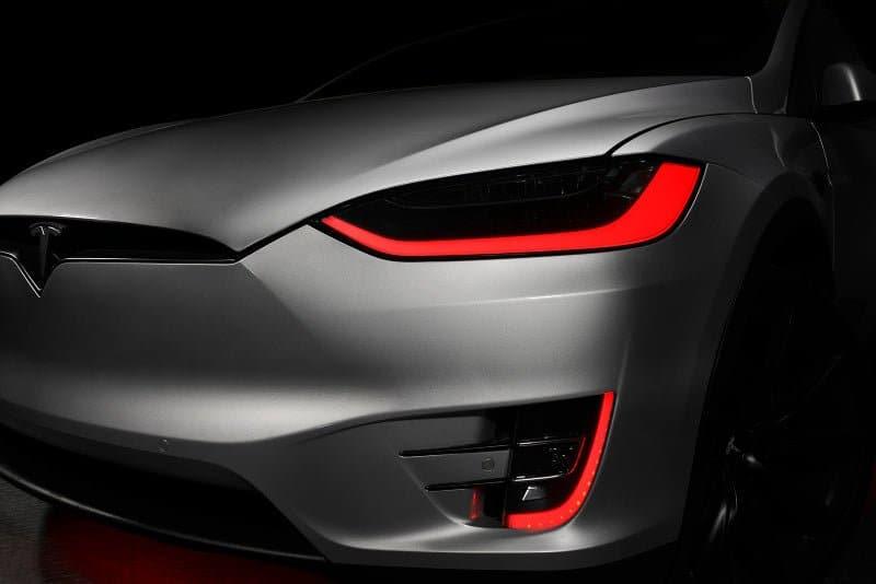 ORACLE Lighting 16-21 Tesla Model X Dynamic ColorSHIFT Headlight &amp; Fog Light DRL Upgrade Kit - EV Universe Shop